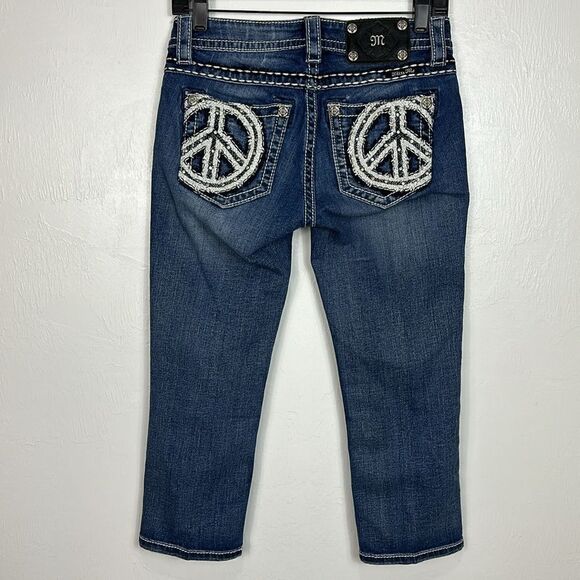 Miss Me Peace Sign Embellished Mid Rise Cuffed Capri Size 25 - Picture 2 of 8